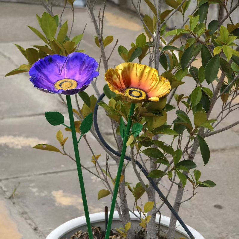 Hrănitoare pentru păsări și stație de apă, design floare de floarea-soarelui, din fier forjat, decor exterior în grădină