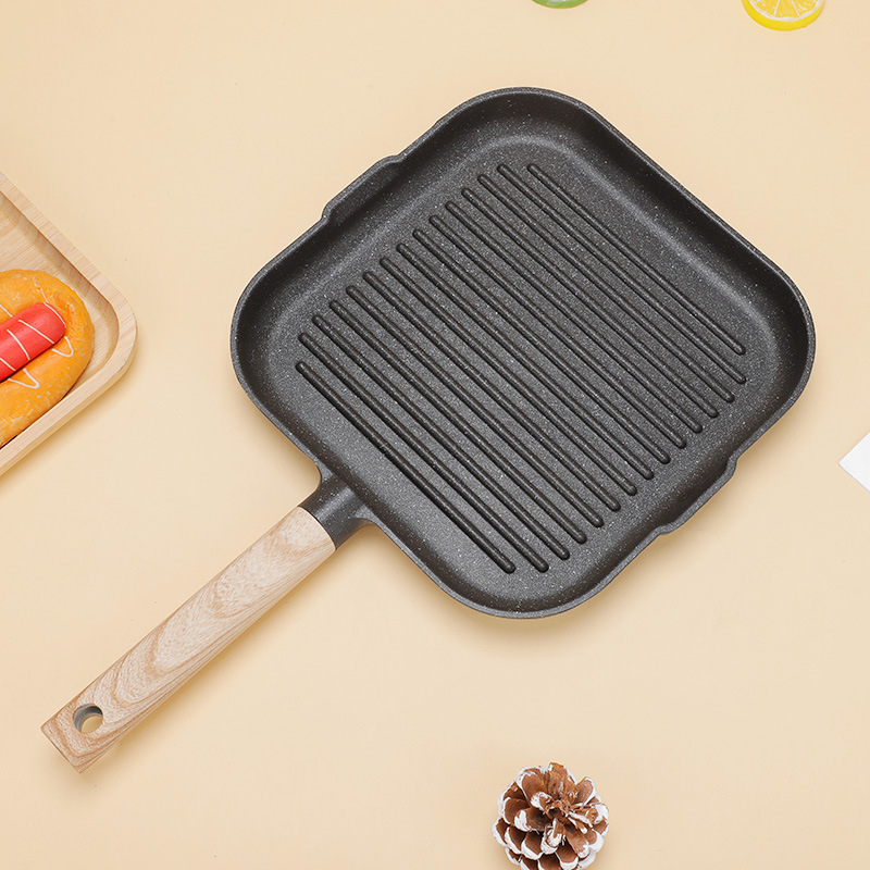 Alumiiniumist sulamust pann mittekleepuva kattega, sobiv üldistel pliididel