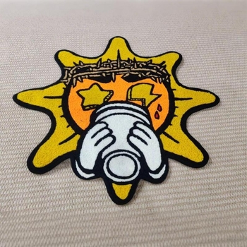 Ümmargune vaip taimekiududest, abstraktne muster, masinpestav, elutoa jaoks