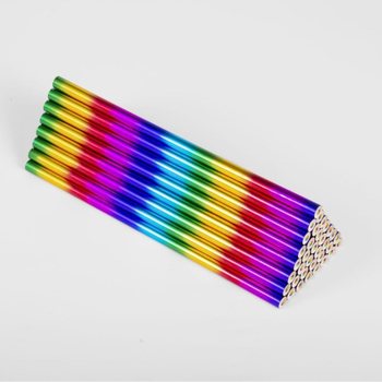 Värvilised pliiatsid puidust korpusega; Nelja värvi Rainbow komplekt; Materjal: esmaklassiline pehme puit; Korpus: puidust; Liikuv: Ei