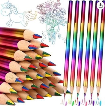 Värvilised pliiatsid puidust korpusega; Nelja värvi Rainbow komplekt; Materjal: esmaklassiline pehme puit; Korpus: puidust; Liikuv: Ei