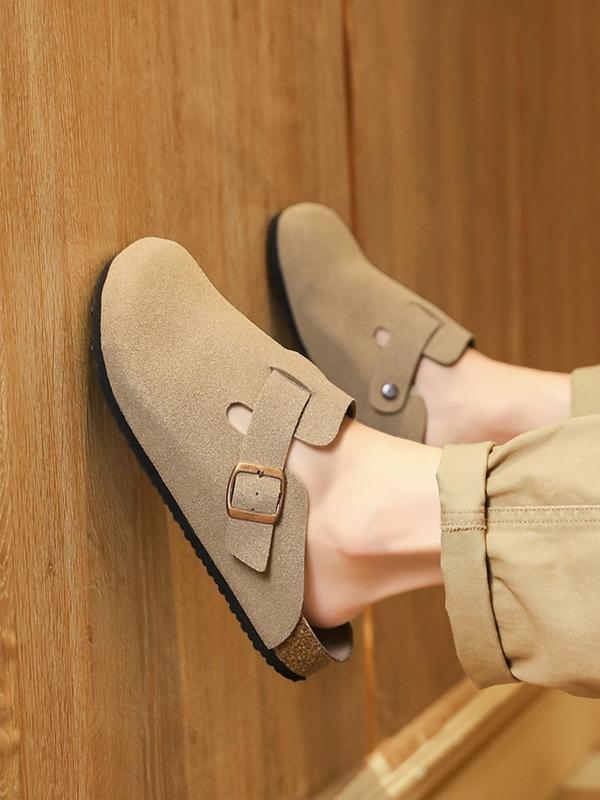 Meeste toe-cap klompid veluurist ülaosaga ja konnapintud tallaga, igapäevane jalanõu kõikidele aastaaegadele