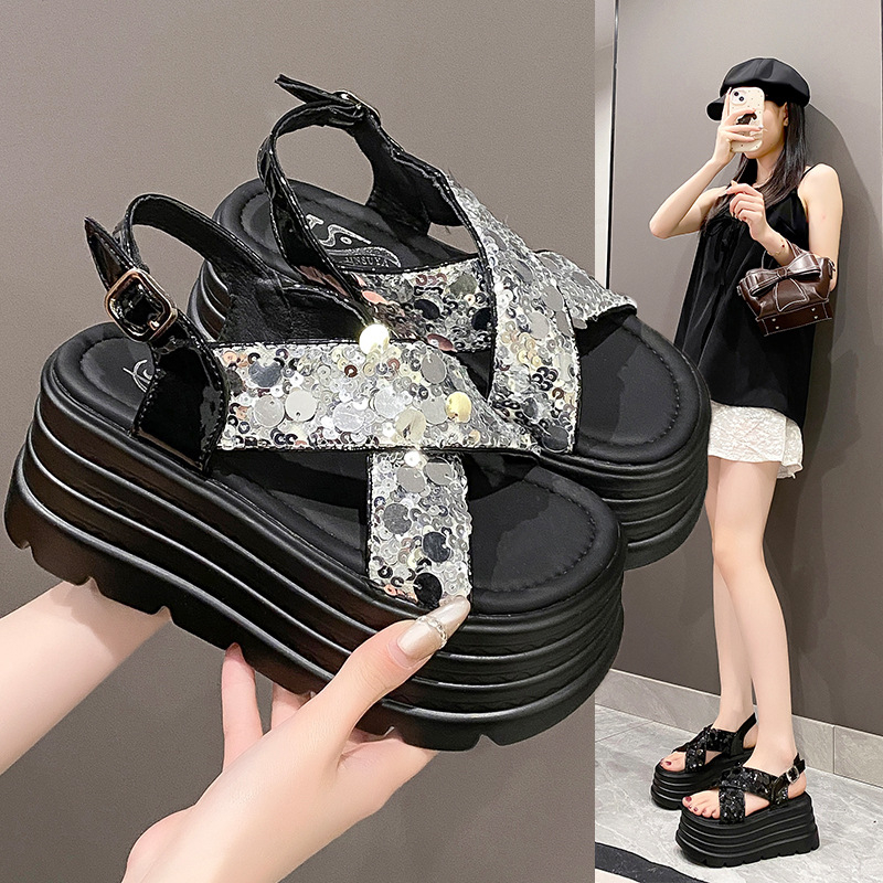 Platvormisandaalid pailettidega, 8 cm kanna, PU ülemine, ümmargune varvas, kummist tald, ühe joone klipsiga