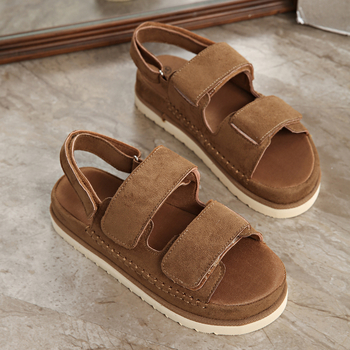 Rooma sandaalid Velcro-kinnitusega, PU ülaosa, ümmarguse varba, paks platvorm, kummist tald