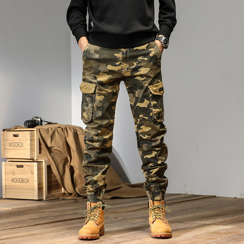 Meeste puuvillased töö- ja vabaaja püksid keskmise vöökohtaga, mikroelastsus, mitmekülgsed taskud, ilma triikimata