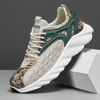 Jooksujalatsid võrgust ülemisega, kummist tallaga, madal varvas, pitsiga kinnituvad, ümmarguse varbaga