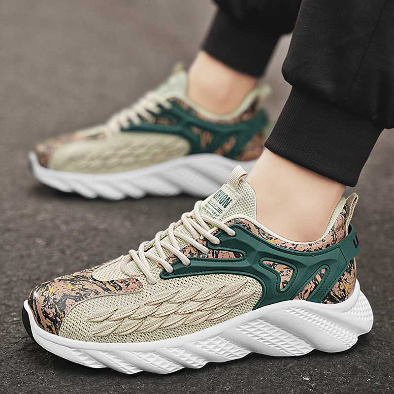 Jooksujalatsid võrgust ülemisega, kummist tallaga, madal varvas, pitsiga kinnituvad, ümmarguse varbaga