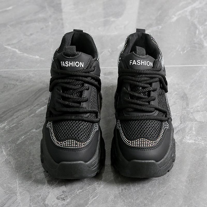 Naiste spordijalatsid 2025 paksu tallaga, hingava võrkpealne ülaosa, kõrgendava sisetallaga, nööridega, igapäevaseks kasutamiseks