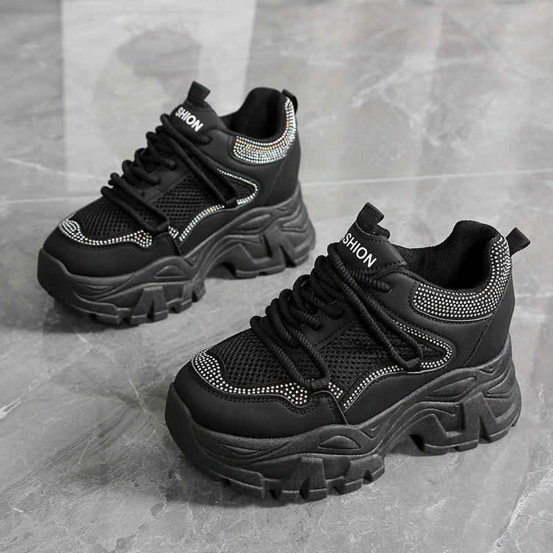 Naiste spordijalatsid 2025 paksu tallaga, hingava võrkpealne ülaosa, kõrgendava sisetallaga, nööridega, igapäevaseks kasutamiseks