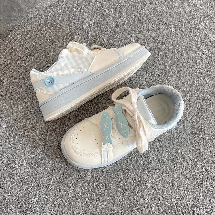 Paksu tallaga loaferid, ümmarguse nina, PU pealne, kummist tald, keskmise kõrgusega kanna 3-5 cm