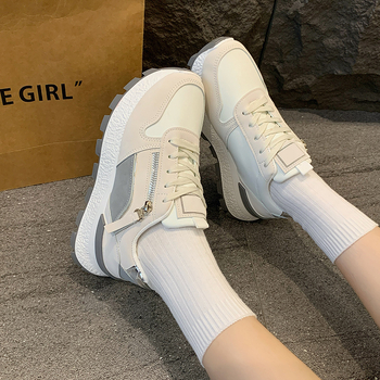 Naiste igapäevasportlikud tossud paksu tallaga, ümmargune varvas, PU ülaosa, kummist talla, lukk, madal