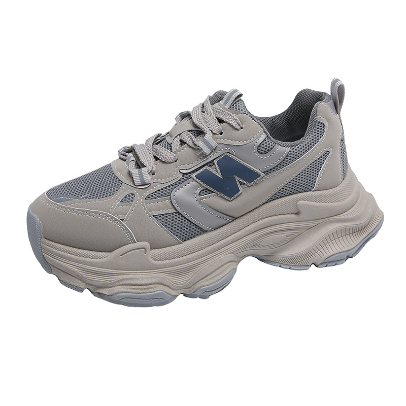 Naiste igapäevased tossud paksu tallaga, PU ülemine, kummist tald, madal varvas, ees paeltega kinnitusega, Dad Shoes stiil