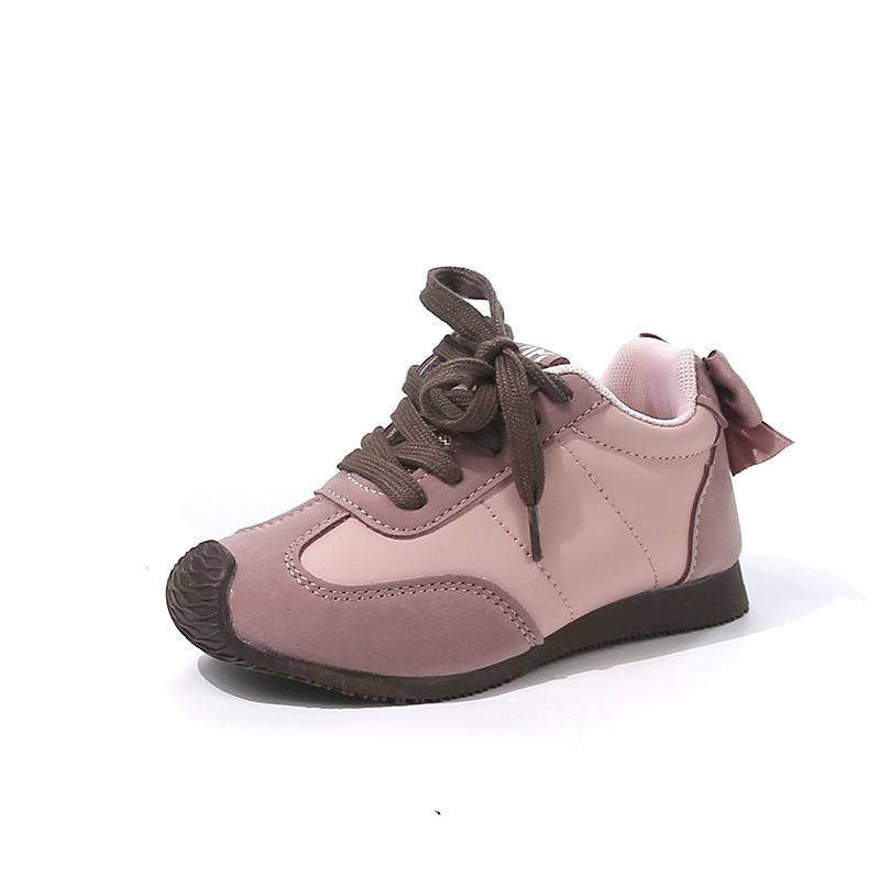 Jooksujalatsid, Ülemine osa: kunstnahk; Hingav, kerge, kulumiskindel; Tald: kumm; Ees pitsidega kinnitatav