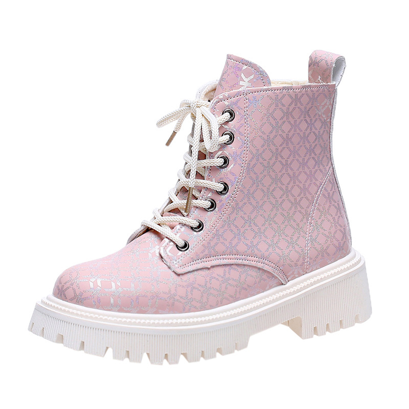 Martin saapad | Briti stiil, ümmargune varvas, keskmise kõrgusega konts 3–5 cm, külglukuga