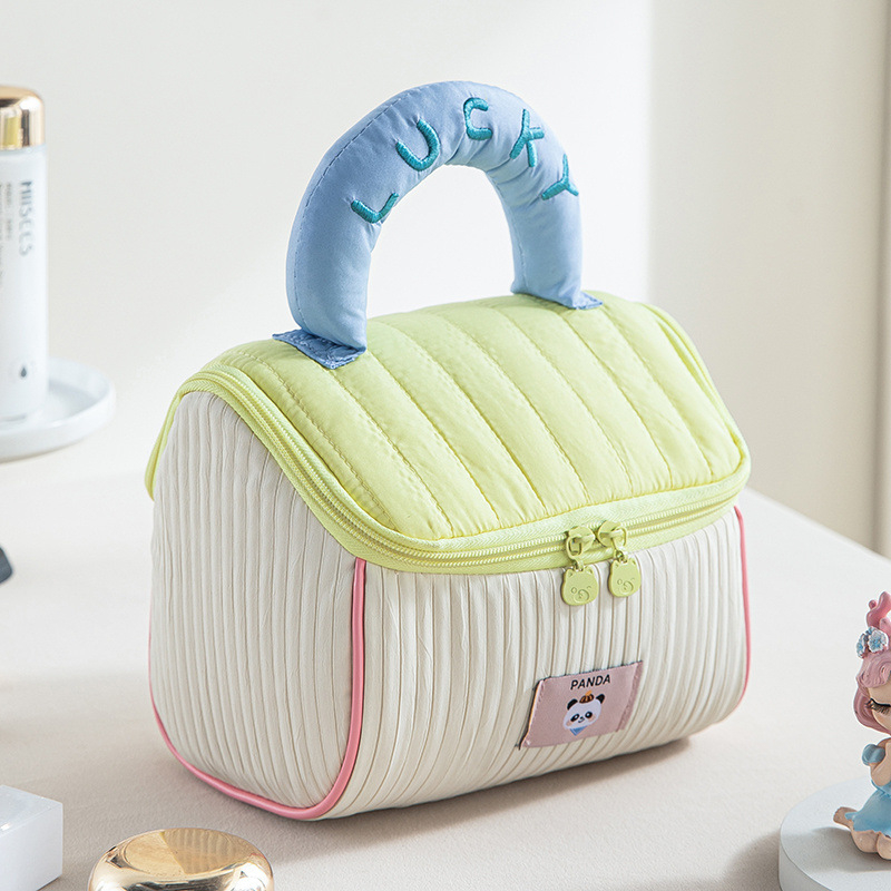 Kosmetikakott Cute House disainiga tüdrukutele, reisile sobiv, suur maht; materjal: Muu; bränd: Muu; funktsioon: Muu; sugu: Naine; igapäevane kasutamine