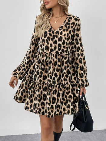 Leopardi mustriga kleit, sügav V-kaelus, pikad varrukad, keskpikkus, polüester
