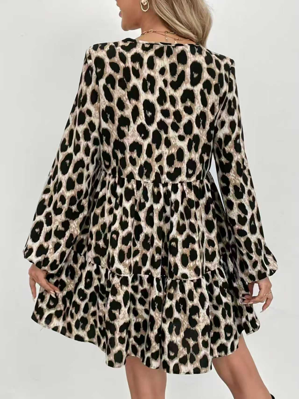 Leopardi mustriga kleit, sügav V-kaelus, pikad varrukad, keskpikkus, polüester