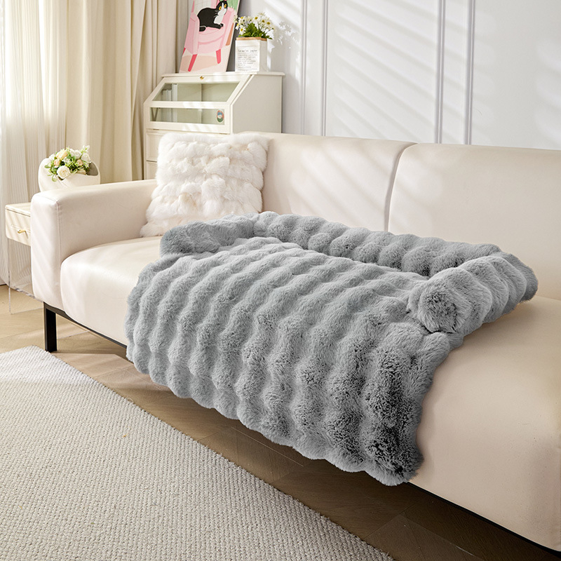 Plüüžist koera pesake - libisemiskindel, talve paksendatud matt, mudel 11.14