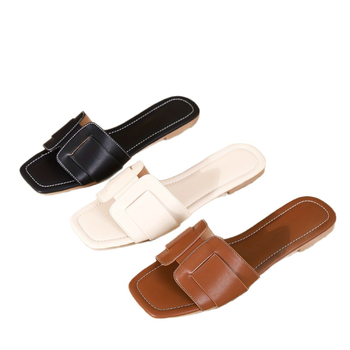 Naiste slip-on jalatsid ruudukujulise ninaga ja lame tallaga, PU pealne, PU vooder, kummist tald, ühtlane muster, tallal kõrgus 0–3 cm.