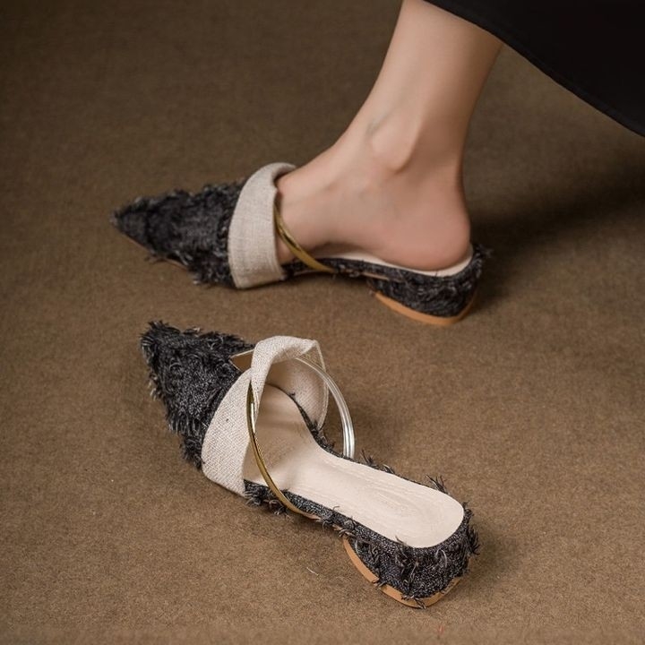 Naiste suletud ninaga mules, tekstiil ülaosaga, slip-on, madal kont 0–3 cm, terav varv, kummist tald