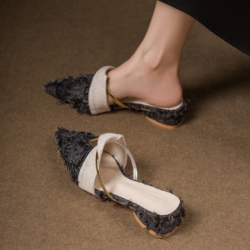 Naiste suletud ninaga mules, tekstiil ülaosaga, slip-on, madal kont 0–3 cm, terav varv, kummist tald