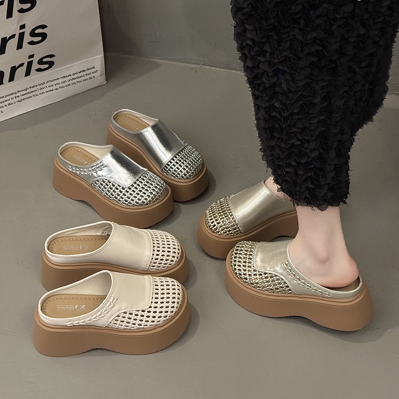 Vintage õmmeldud hingavad suletud varbaga sussid, ümmarguse varba, kaks kihti sigade nahka, kummitald, suvi 2025.