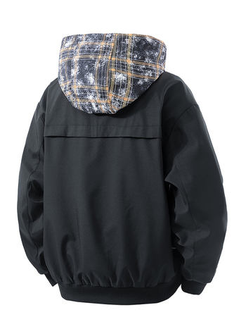 Meeste kapuutsiga jakk, eesmine tõmblukk, vaba lõige (rever-kaelus; küljetaskud)