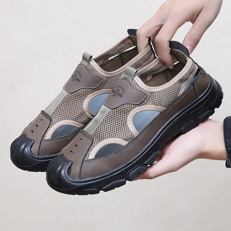 Meeste hingavad võrgust sandaalid tööläbu jaoks, slip-on disain, ümmargune varvas, PVC talla, madal kand 1–3 cm