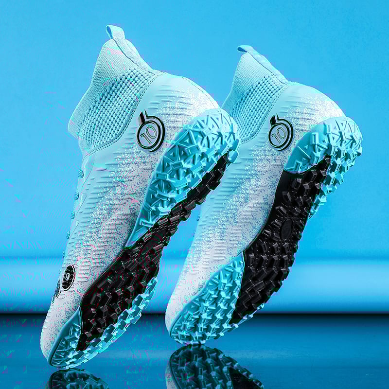 Poiste jalgpallijalatsid TF naeladega, madal ülaosa, pealne sünteetilisest nahast, mikrokiudvooder, vastupidav kummist välistald