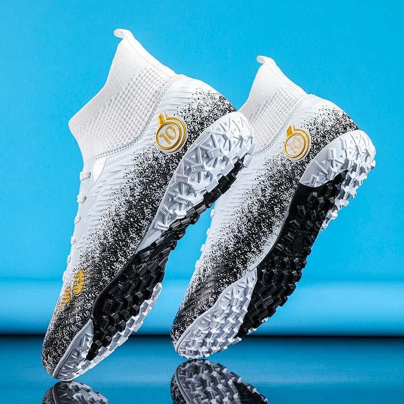 Poiste jalgpallijalatsid TF naeladega, madal ülaosa, pealne sünteetilisest nahast, mikrokiudvooder, vastupidav kummist välistald