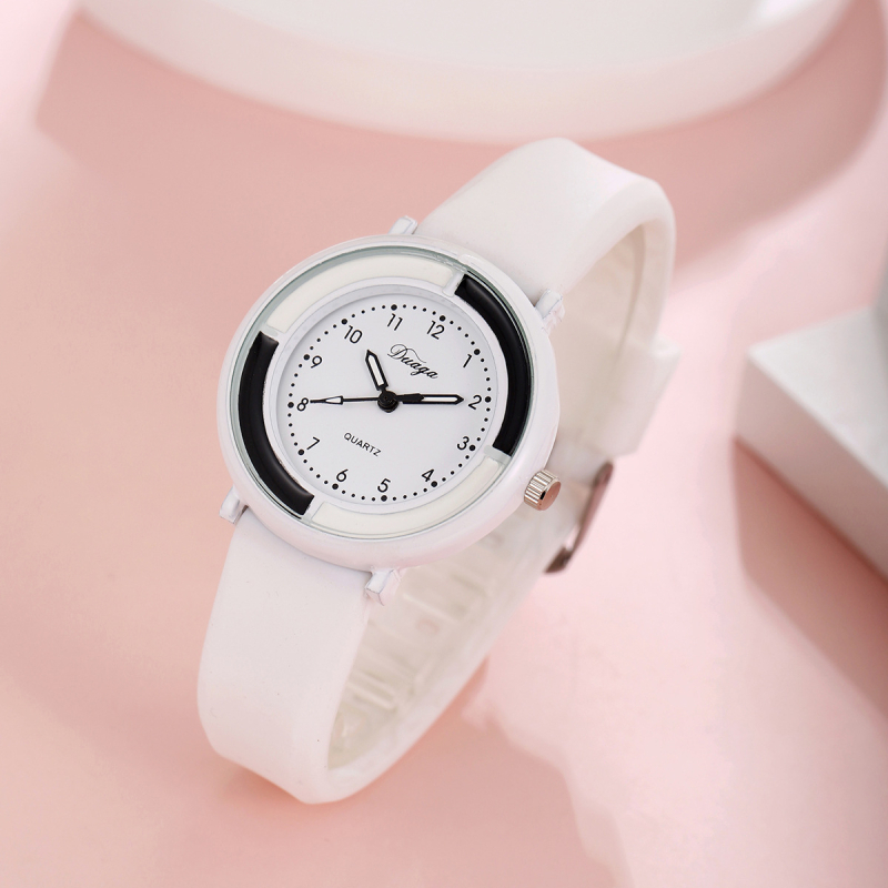 Kvartsikell, silikoonrihm, segakorpus, ümmargune dial, näidikuseadis