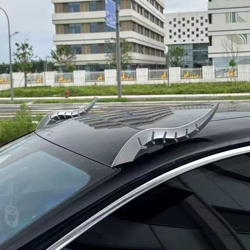 Auto draakoniharja kujuline ark-spoiler dekoratiivne välismoodustus logotüübi aksessuaarid • Mudel: 002 • Artikli number: 70 • Kohandatud töötlemine: Ei • Logotüübi trükkimine: Ei ole lubatud • Piirideüles eksport: Ei