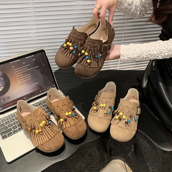 Naistele mokassiinid fringed ja helmmedega, ummargune nin, madal kont 1-3 cm, slip-on, kummist tald