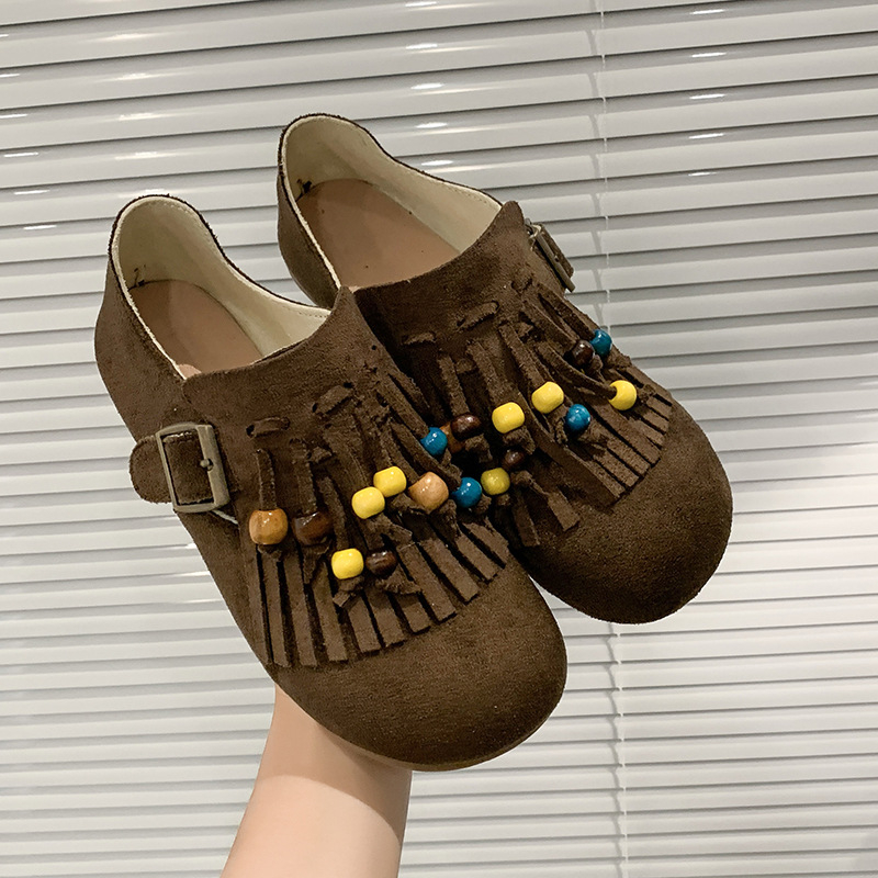 Naistele mokassiinid fringed ja helmmedega, ummargune nin, madal kont 1-3 cm, slip-on, kummist tald