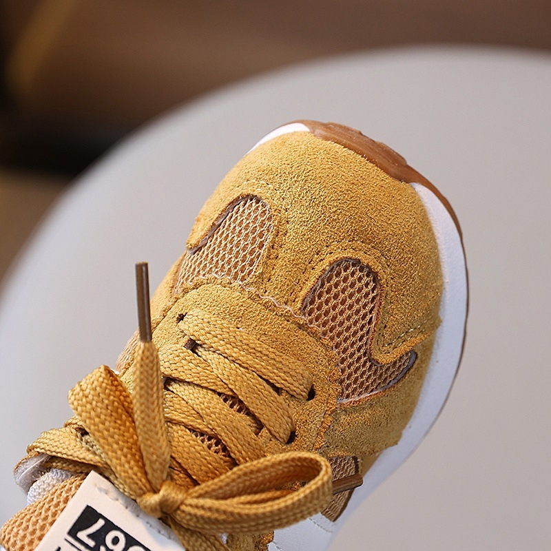 Poiste Agan jalanõud – hingav võrk ülemine, ees nööriga kinnitatav, 1–6 aastat, 2025 sügis