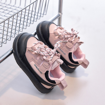 Lastejooksujalatsid – kõikide aastaaegade jaoks, PU ülemine osa, hingavad, kerged, libisemiskindel kummitald, universaalsed, Velcro kinnitused, 4–16-aastastele