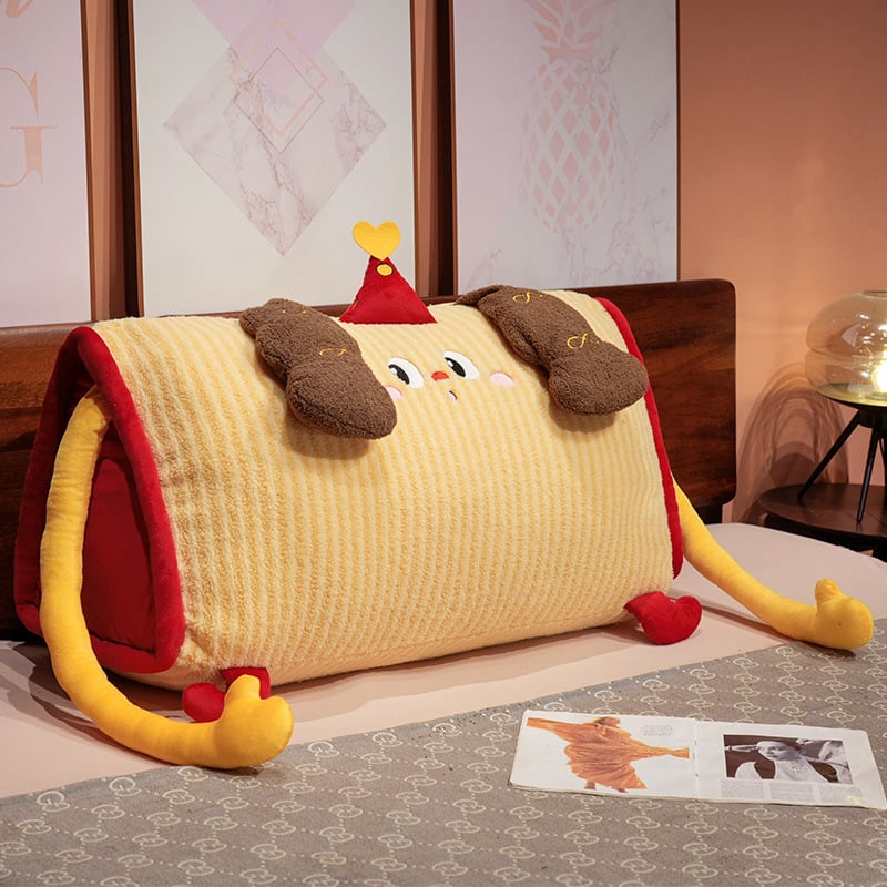 Kolmnurkne seljatugi padi plüüskapõiega, karikatuurimotiiv, tikitud ja õmmeldud, PP puuvillane täidis