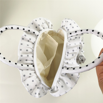 Mini kott lipsuga, täppidega kangas, nailonist kere, horisontaalne ruudukujuline kuju, tõmblukk sulgemine, polüestri vooder, värske ja magus stiil