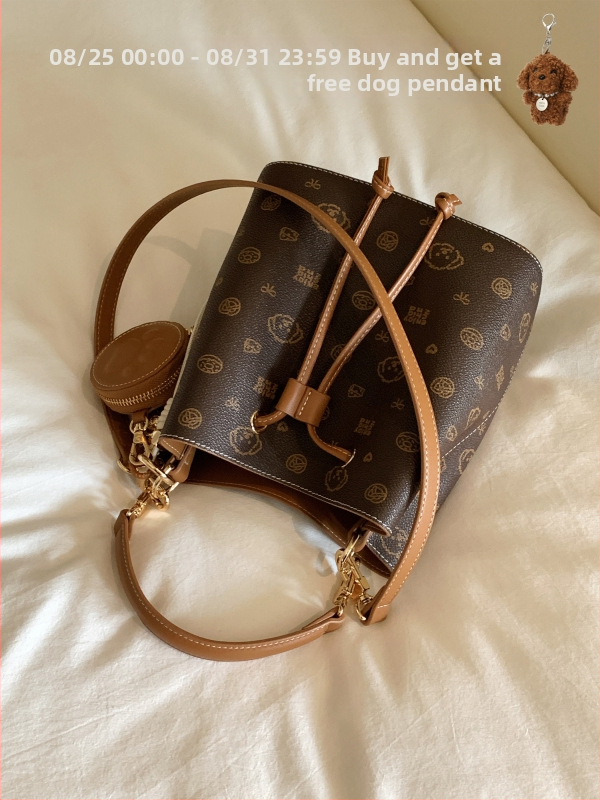 Vedrová taška s tromi popruhmi, unisex, vyšívaný materiál, vnútorné zipsové vrecko