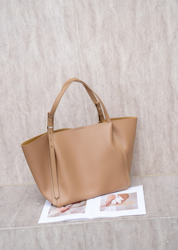 Naiste retro tote kott, tõeline nahk, horisontaalne ruudukujuline kuju, tõmblukuga sulgemine, sisemine zip-korter, vooder polüester-puuvillane