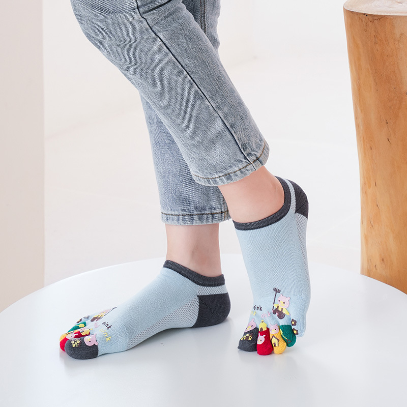Памучни чорапи с пет пръста за лято, мрежести, антифрикционни, анимационен карикатурен дизайн, къс маншет, съдържание на памук 80–90%