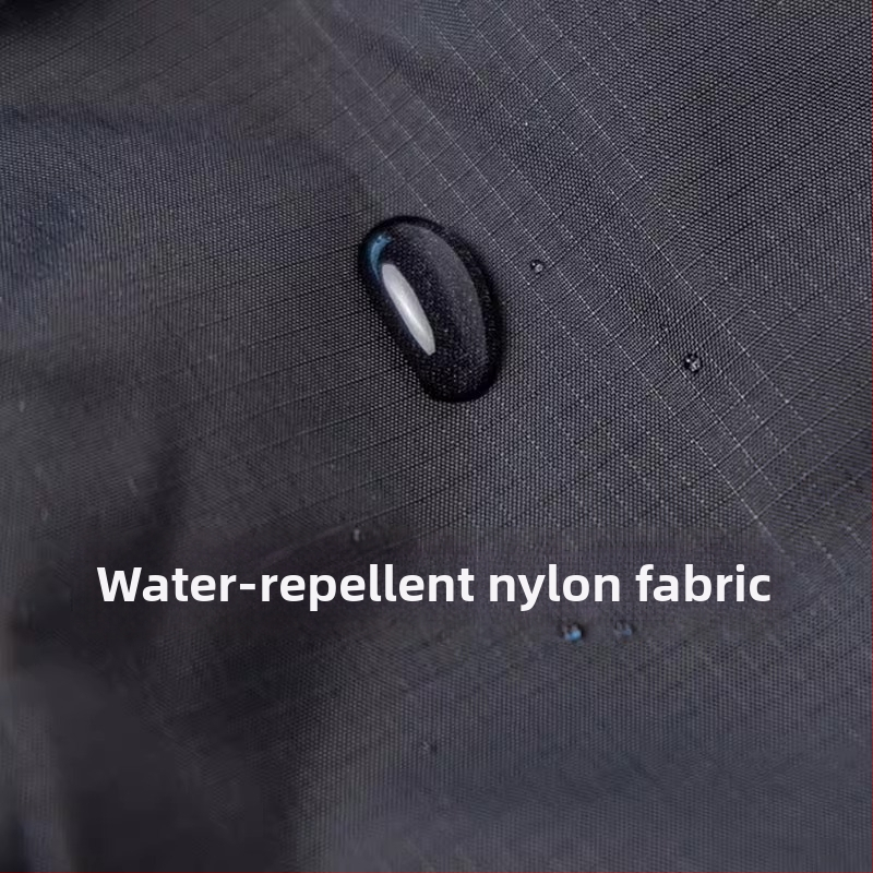 Kosmētikas soma – japāņu stila, ultra viegla, ūdensdroša neilona soma ar trijstūra režģa kabatiņu, piemērota ārējiem ceļojumiem