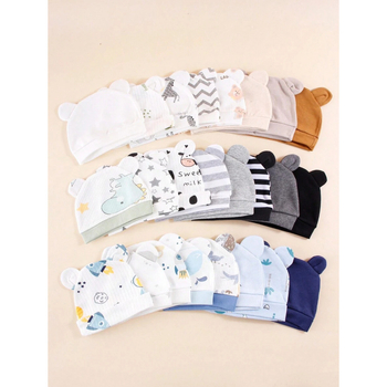 Detská čiapka s uškami - zamatový materiál; zapínanie s rolovacou sponou; spona z PVC; ručne vyrobené korálkami; číslo produktu sh114524934