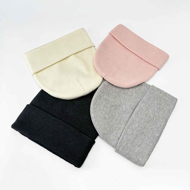 Set pletene kape i rukavica za djecu – žakardni uzorak, zimsko razdoblje, core-spun vlakno, dobno raspon 0–6 mj do 4–6 godina