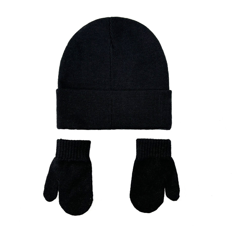 Set pletene kape i rukavica za djecu – žakardni uzorak, zimsko razdoblje, core-spun vlakno, dobno raspon 0–6 mj do 4–6 godina