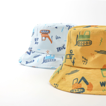 Dječja ribarska kapa s dizajnom auta – Poliester 71–80%, Četiri godišnja doba, Prozračna, Otporna na vjetar, Zaštita od sunca, Plosnati vrh, Kratki rub, Uzrast 0–4 godina