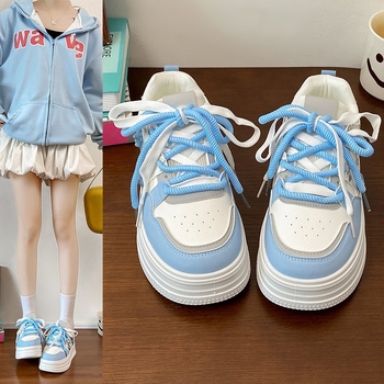 Ženske tenisice s debelim potplatom za povećanje visine, PU gornji dio, gumena potplata, srednja visina pete 3–5 cm, okrugli vrh, niski gležanj