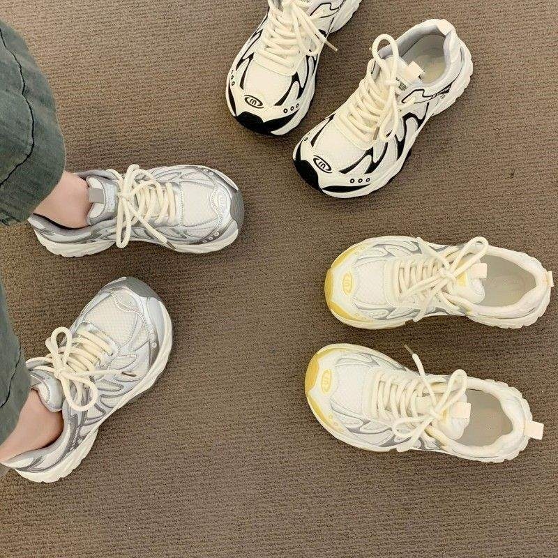 Trening tenisice — prozračni mrežasti gornji dio, lagani gumeni đon, vezanje, protuklizne