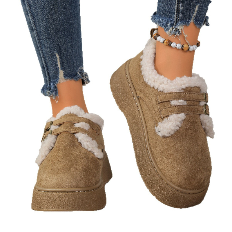 Zimske čizme sa kopčom, vodootporne i tople, gornji dio od velura, gumena potplata, zaobljen vrh