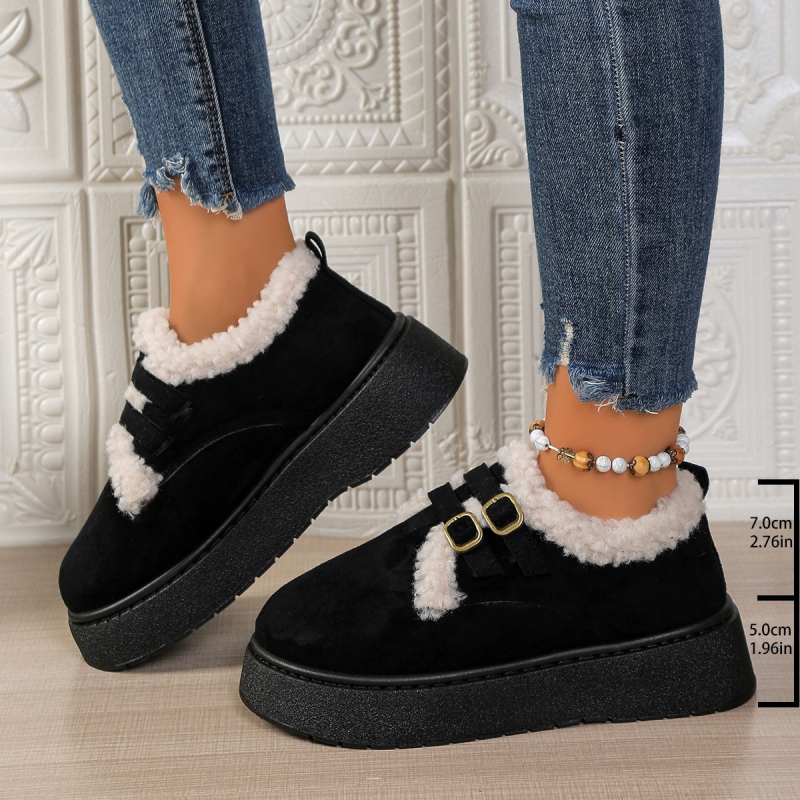 Zimske čizme sa kopčom, vodootporne i tople, gornji dio od velura, gumena potplata, zaobljen vrh